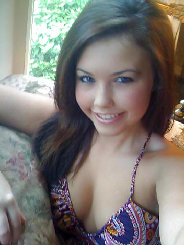 25P NON NUDE