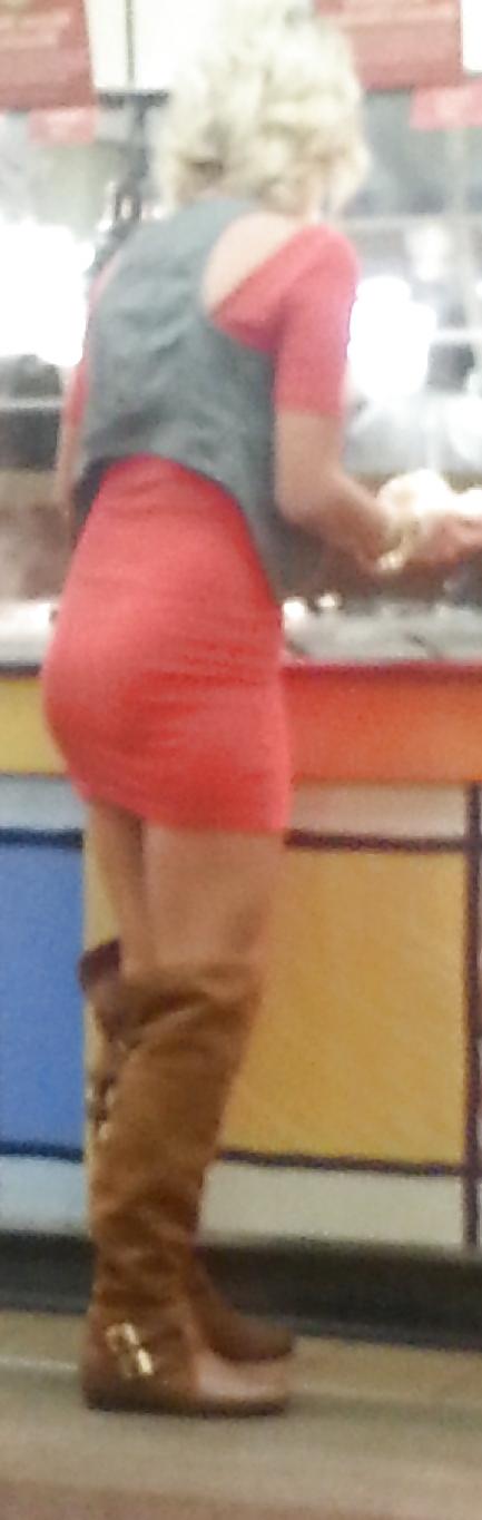 10P Voyeur Blonde babe