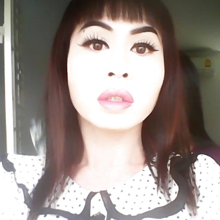 25P Real Thai-Ladyboy