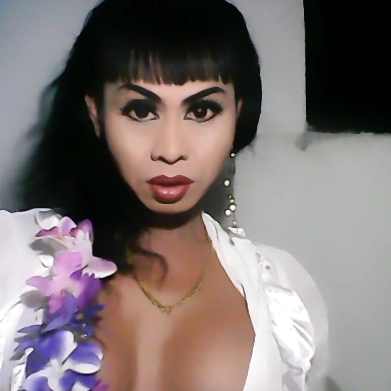 25P Real Thai-Ladyboy