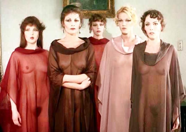 25P Nude vampires.