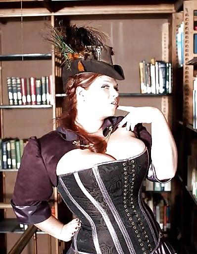 15P BBW corset 3