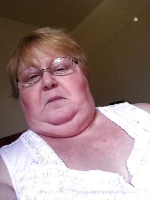 4P Sexy Grandma