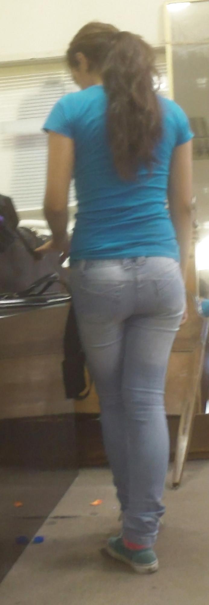 25P Fine teen ass & butt in tight jeans