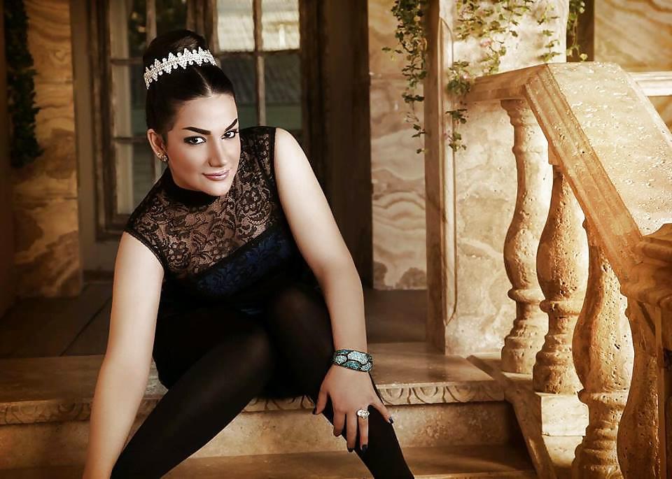 20P Persian Girls From FB 3