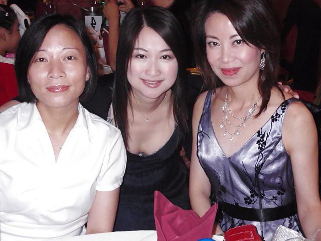 25P Asian Sexy Beauty Clothed
