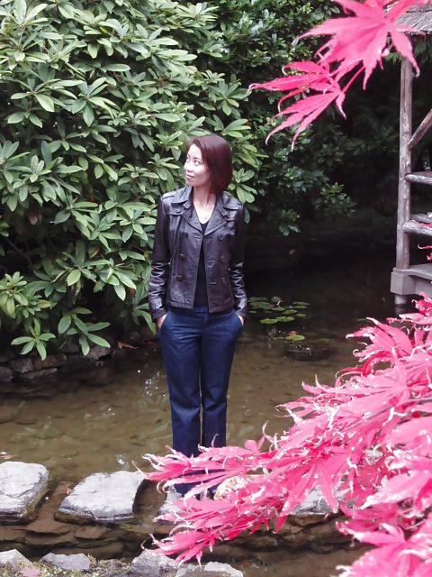 25P Asian Sexy Beauty Clothed