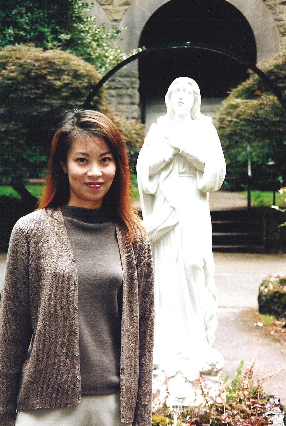 25P Asian Sexy Beauty Clothed