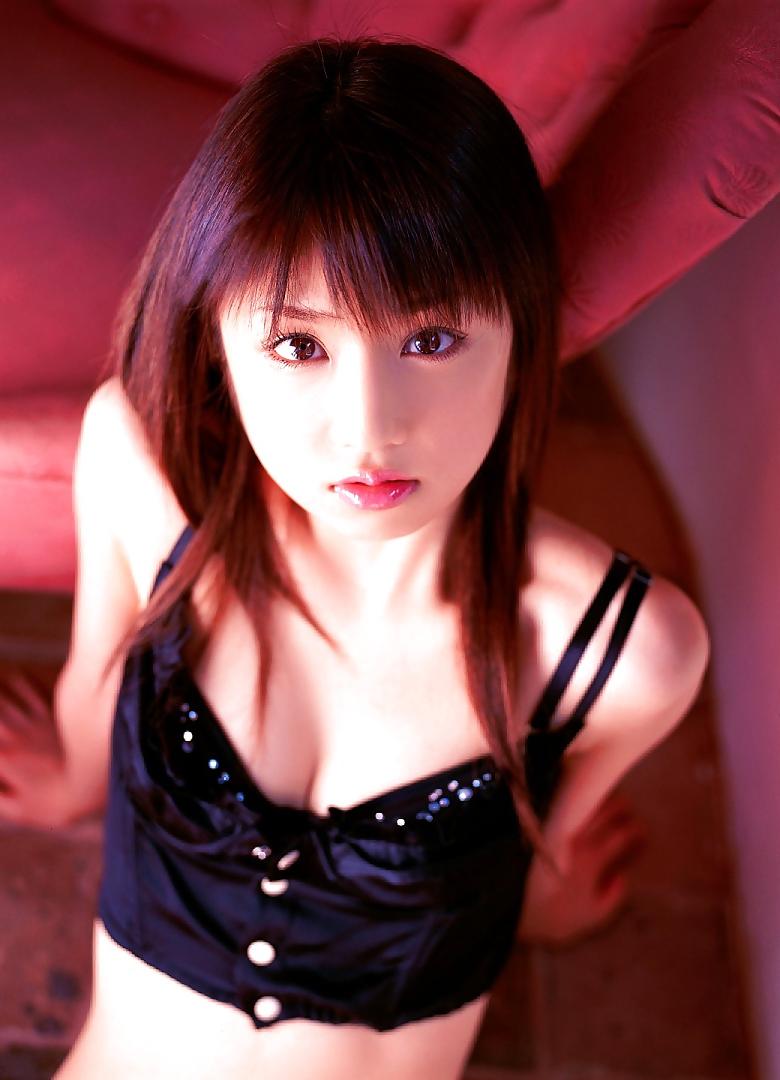 25P Yuko Ogura-Non nude