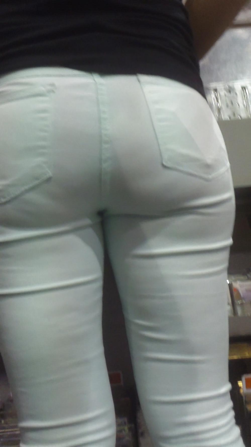 25P Big juicy teen ass & butt in jeans