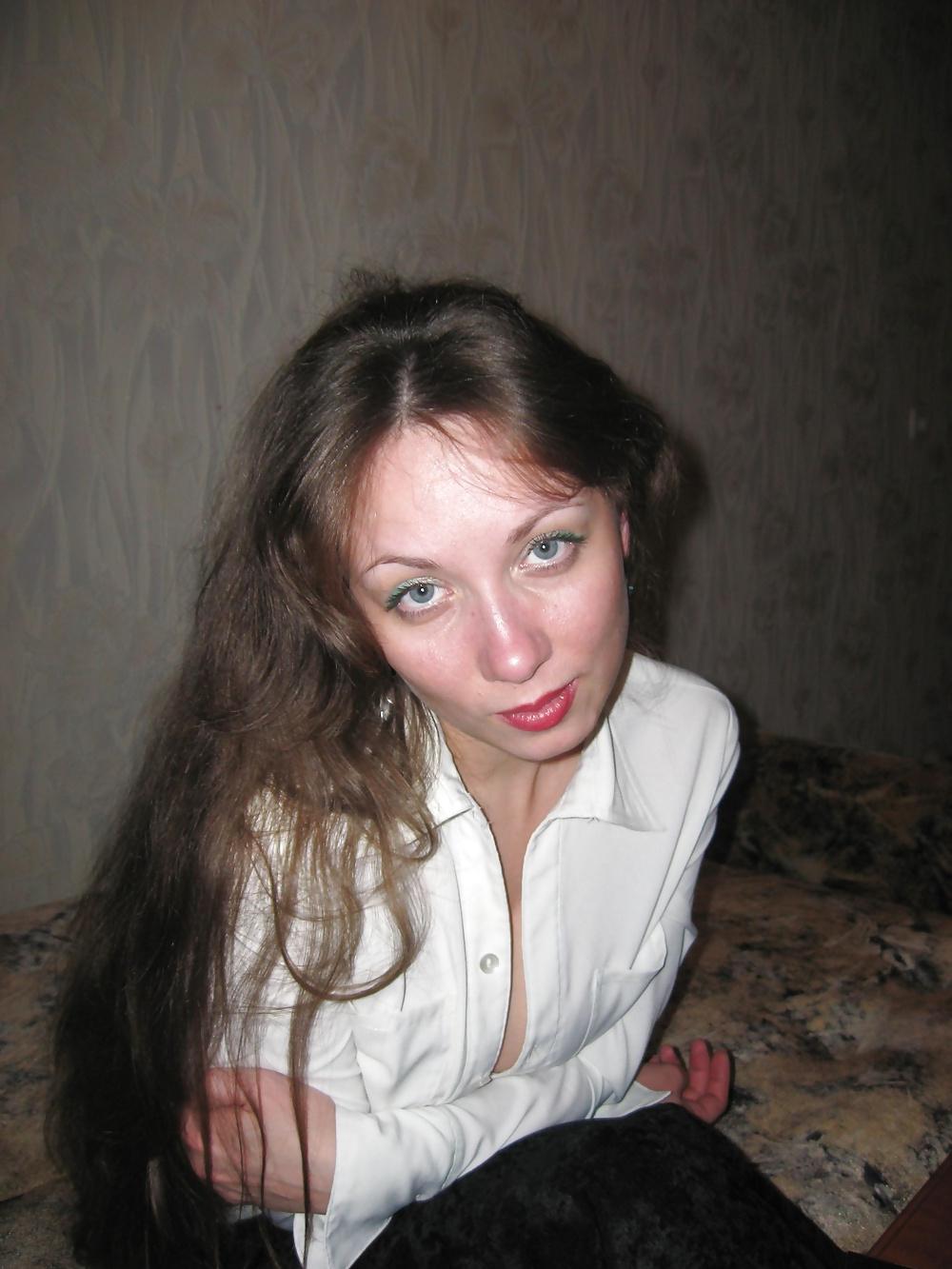 25P Divine Russian MILF