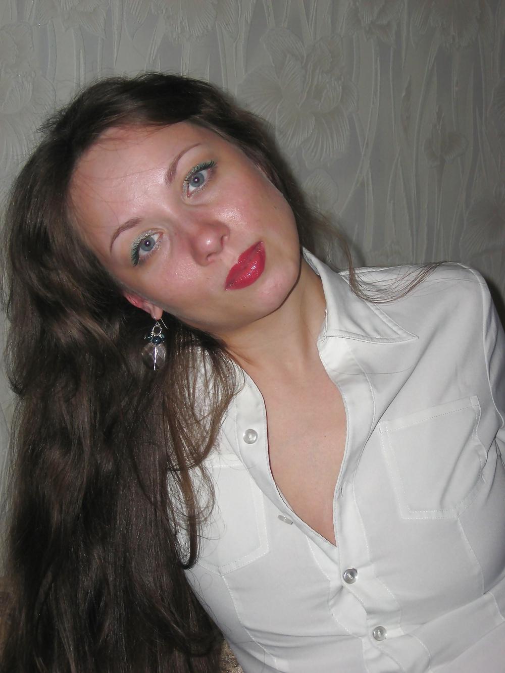 25P Divine Russian MILF