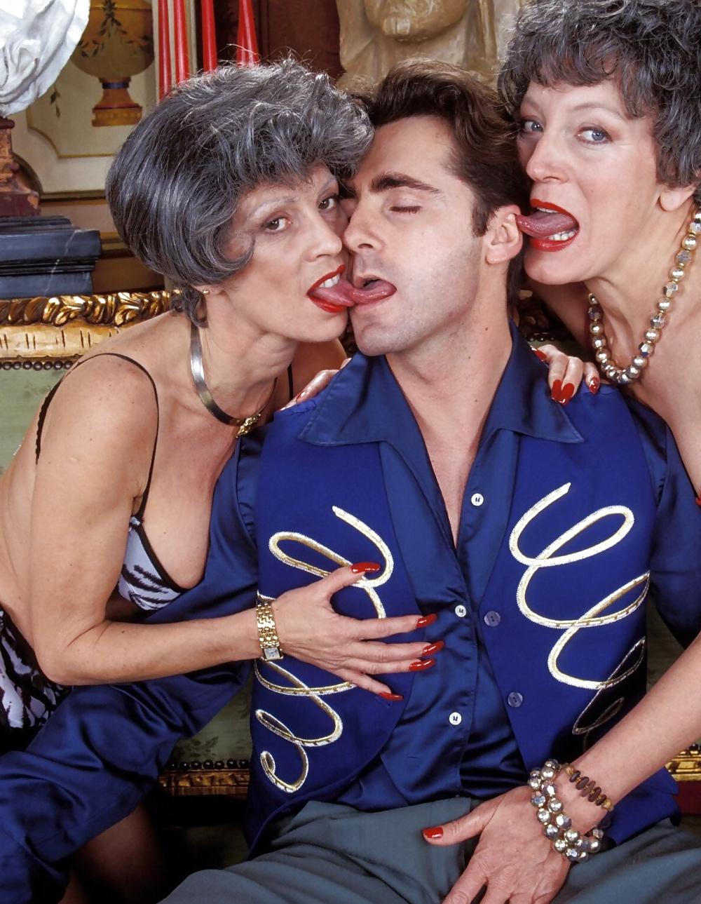 25P Two Retro Granny Share A Man
