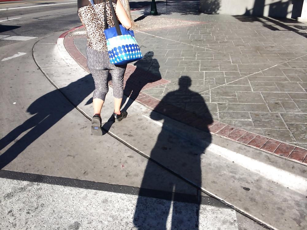 15P Juicy Mature Latina Butt 001