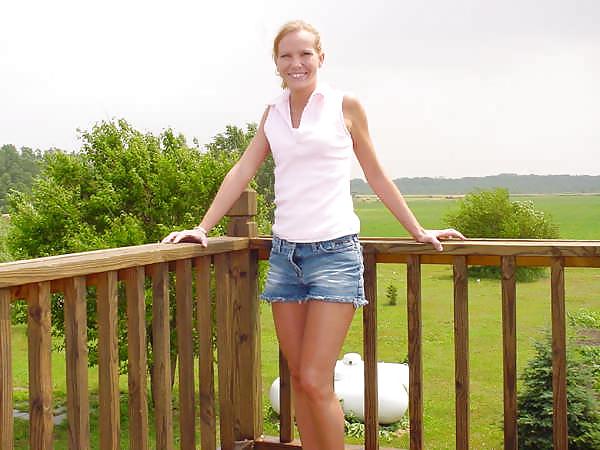 16P Wife Non Nude