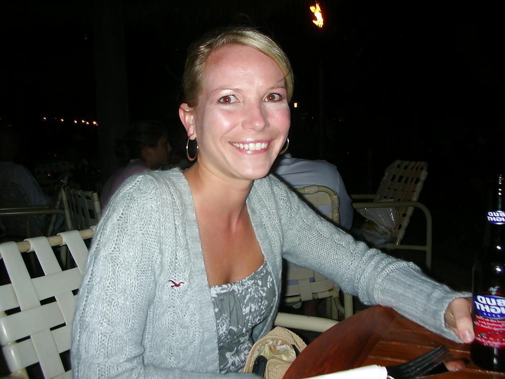 16P Wife Non Nude