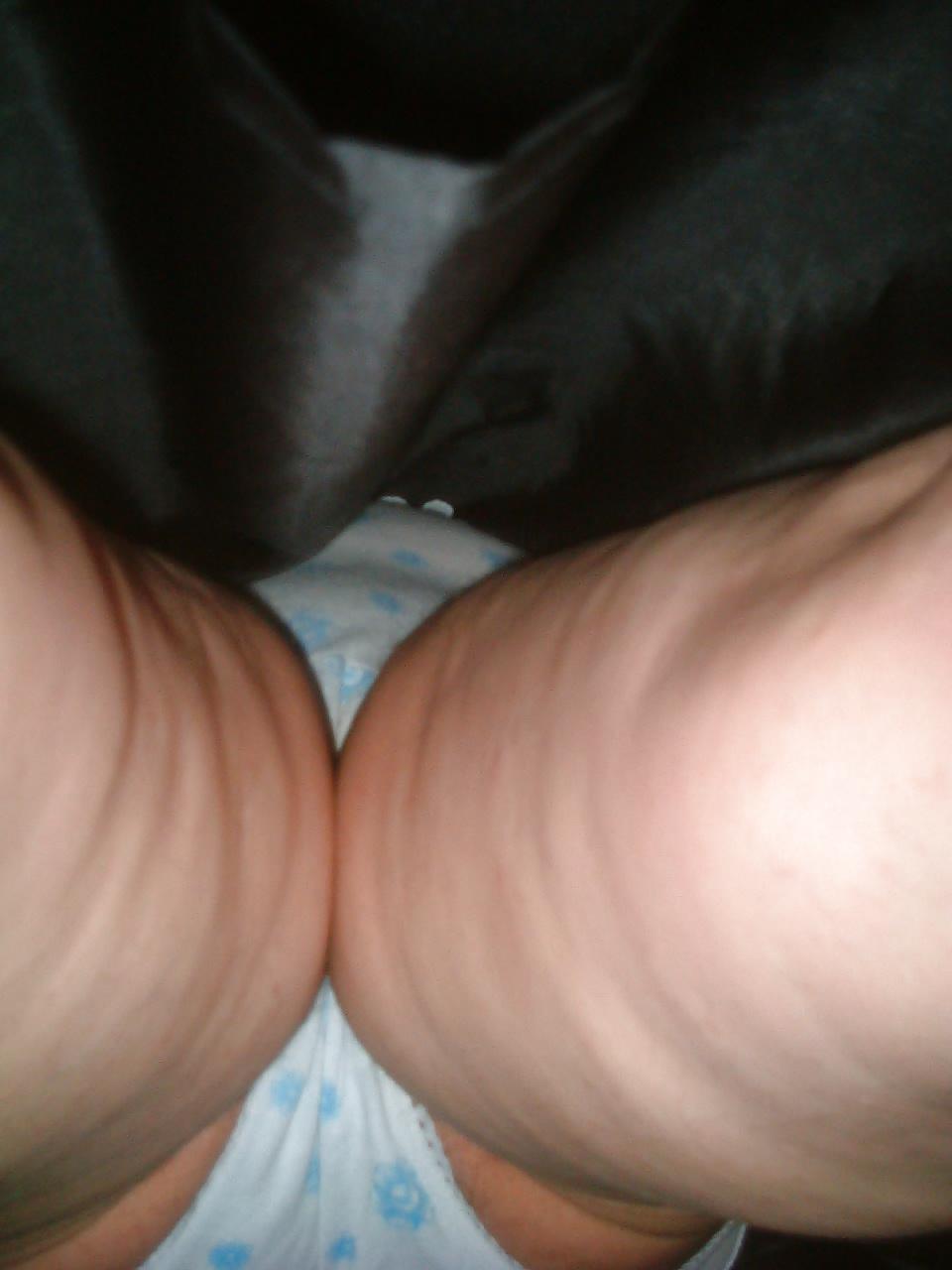 5P Granny upskirt
