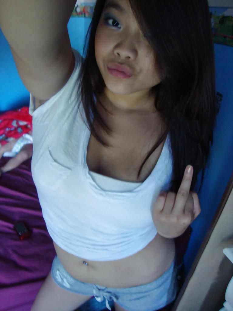 25P Hmong girls say FUCK YOU...