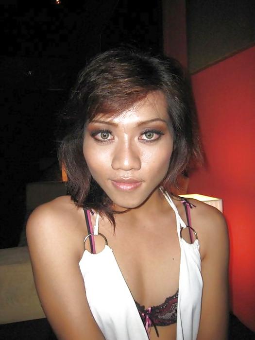 19P Bangkok Ladyboy Charm