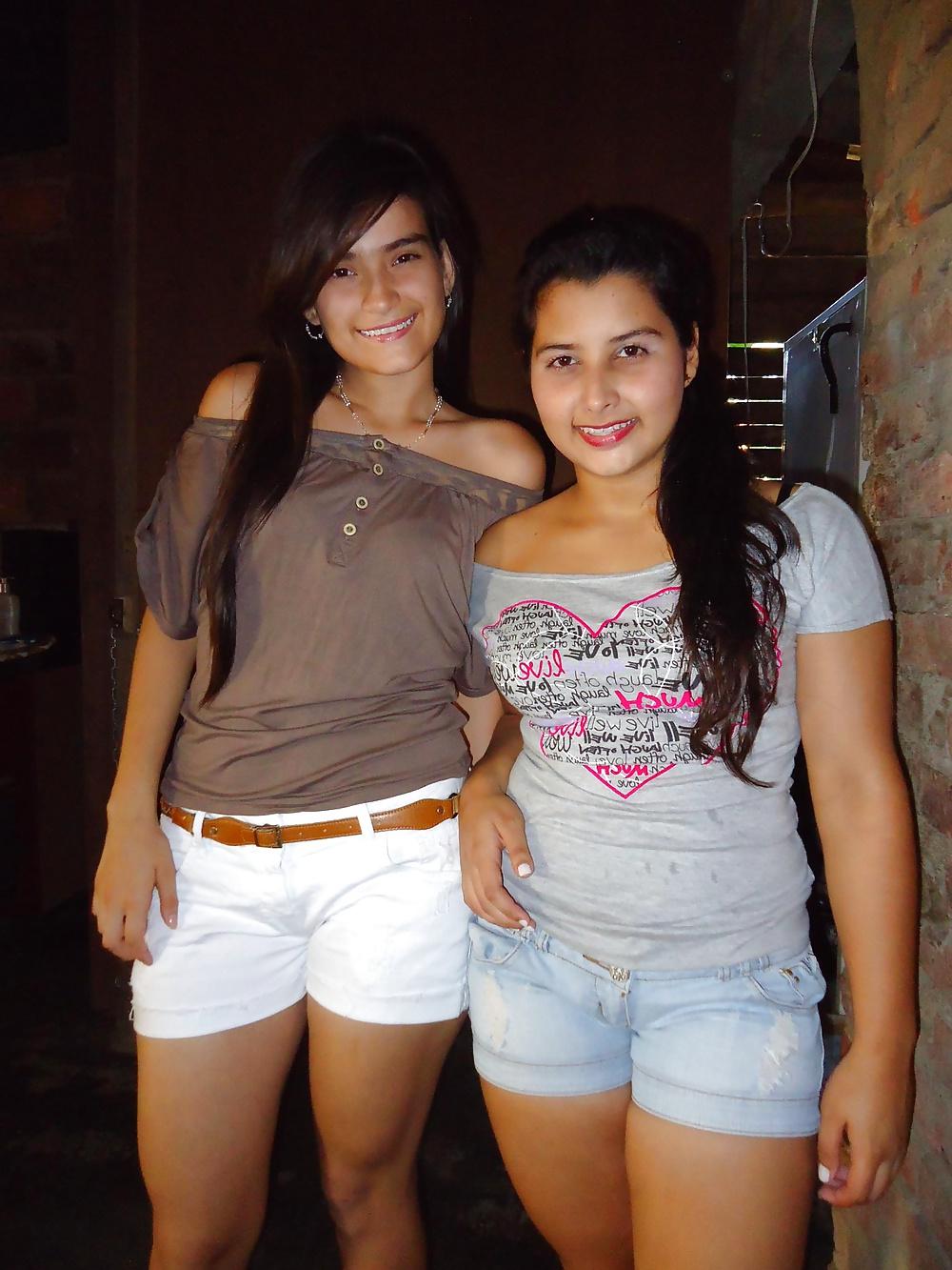 25P Megamix Amigas de Carolina (Colombianas Non-Nude)