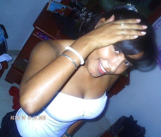 25P Megamix Amigas de Carolina (Colombianas Non-Nude)