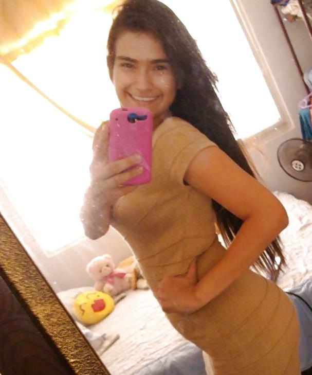 25P Megamix Amigas de Carolina (Colombianas Non-Nude)