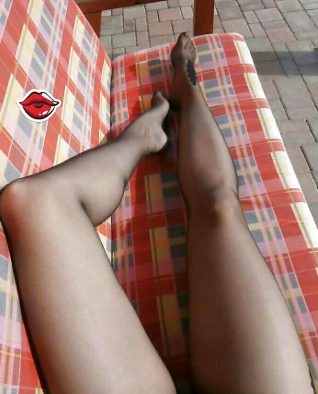 23P Ceren Turkish Lady in Nylons
