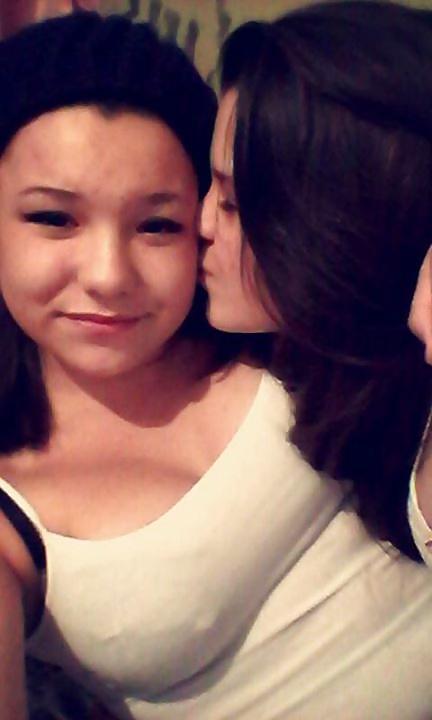 15P Brunette teen amateur non nude