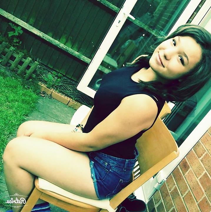 15P Brunette teen amateur non nude