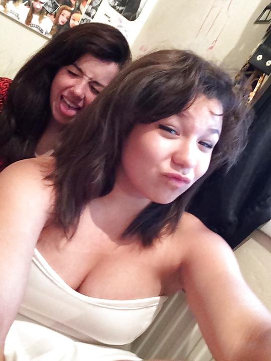 15P Brunette teen amateur non nude