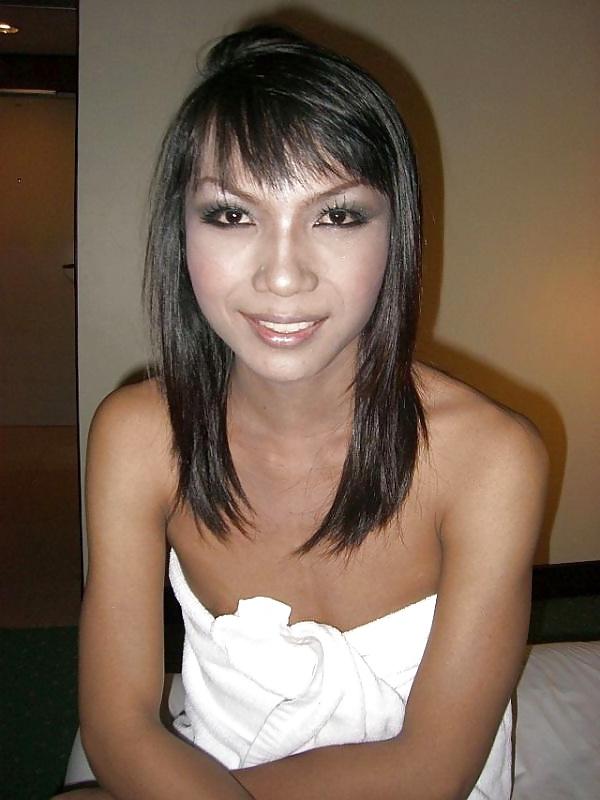 19P Bangkok Ladyboy Gift aka Kip