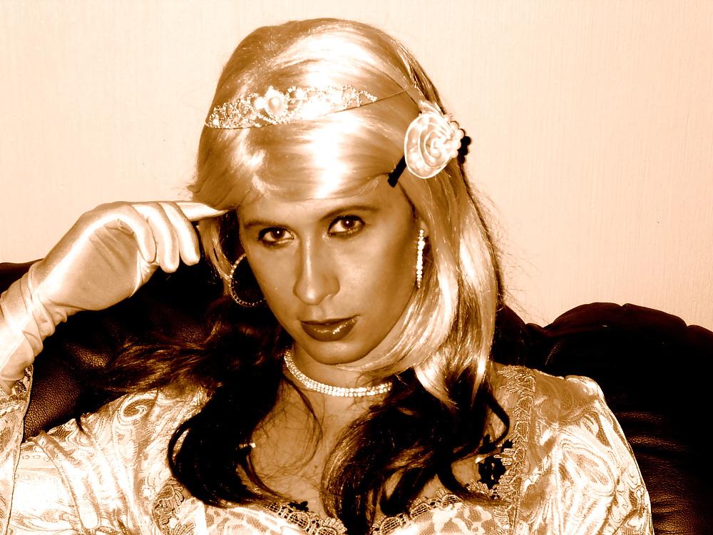 12P Vixen of versailles
