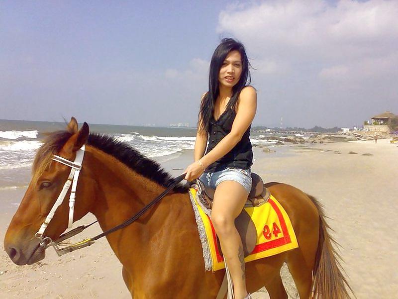 25P Pattaya Ladyboy Aum aka Am