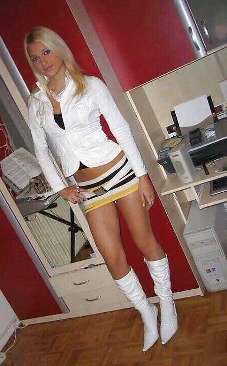 25P Sexy Non Nude