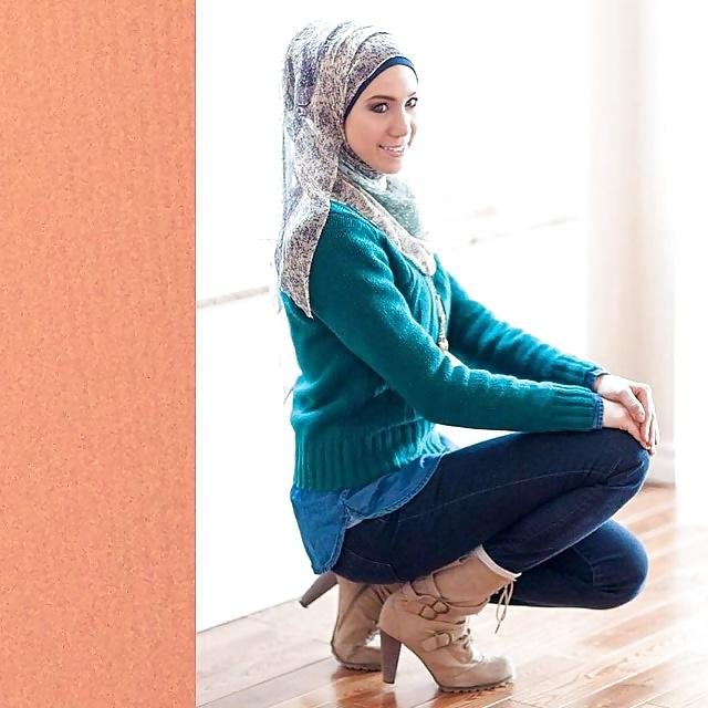 17P Sexy hijabi girll  - she's virgin ...
