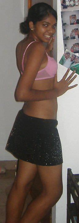 25P Hot Sri Lankan Models (Non-Nude)