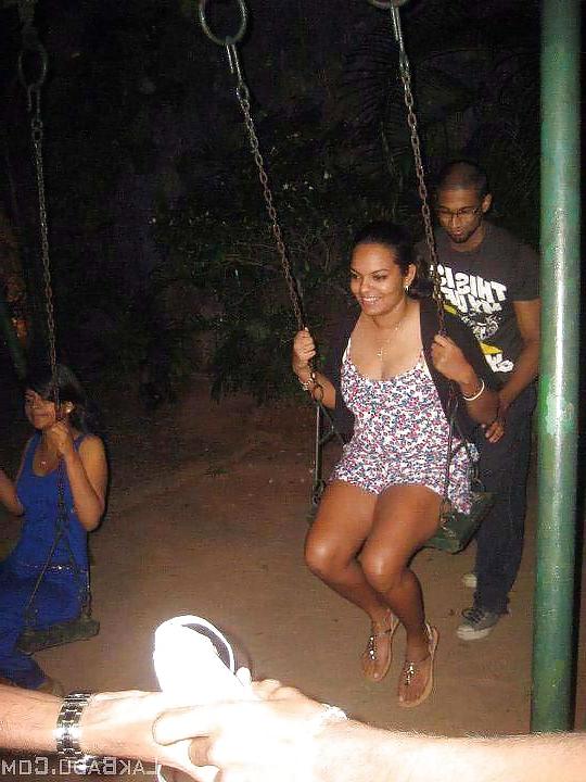25P Hot Sri Lankan Models (Non-Nude)