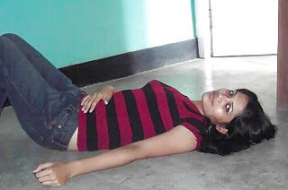 25P Hot Sri Lankan Models (Non-Nude)