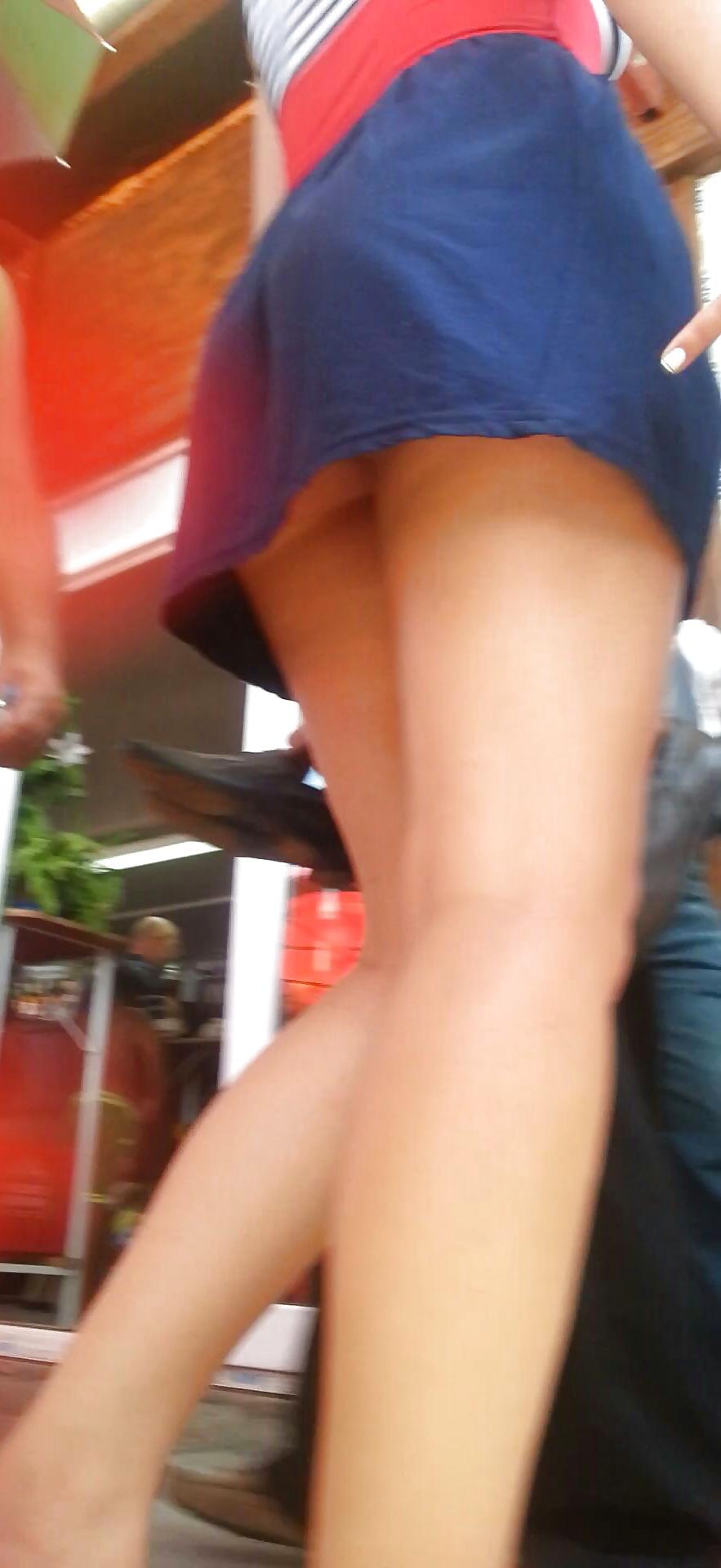 10P Spy sexy teens upskirt romanian