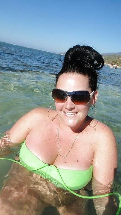 25P Bikini mix non nude
