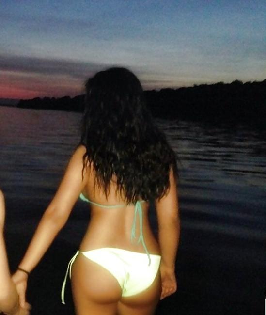 25P Bikini mix non nude
