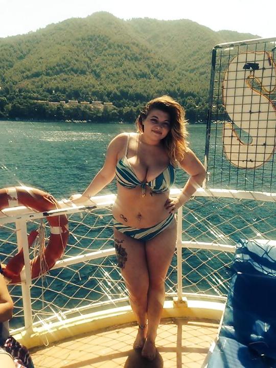 25P Bikini mix non nude
