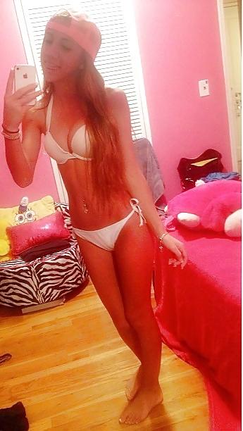 25P Bikini mix non nude