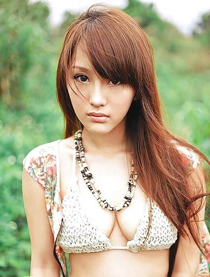 25P Non nude asians 