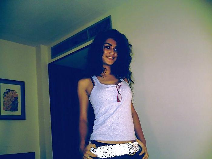 25P Bangkok Ladyboy Liou