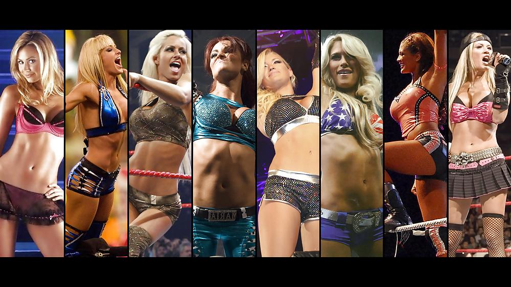 25P WWE Divas 