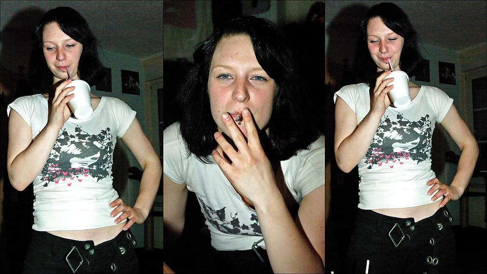 25P Bea-pussycat shows her nice Nipples