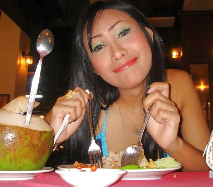 25P Phuket Ladyboy Tah