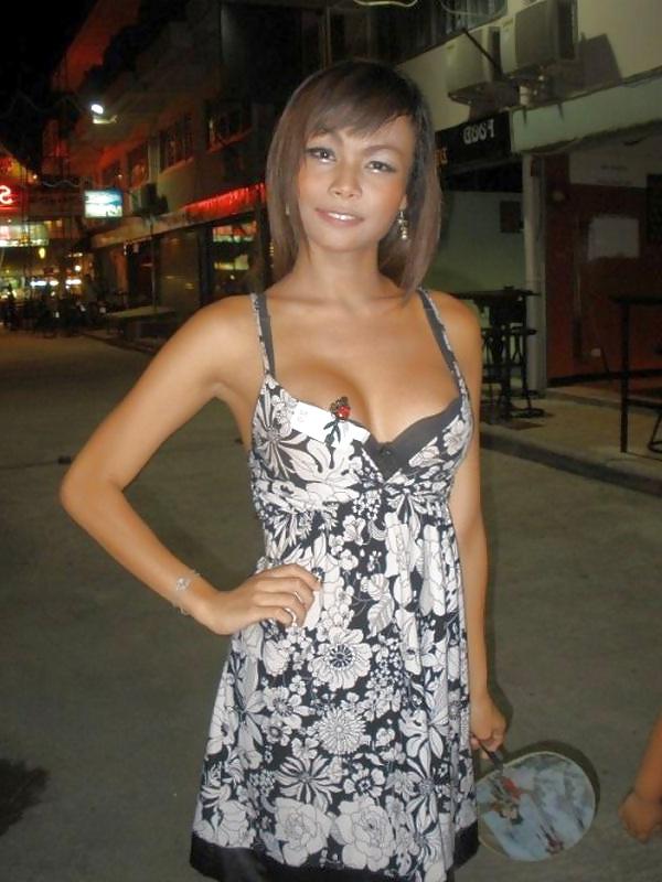 25P Phuket Ladyboy Nook