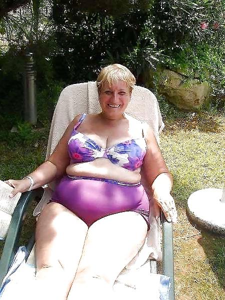 25P Grab a granny 163
